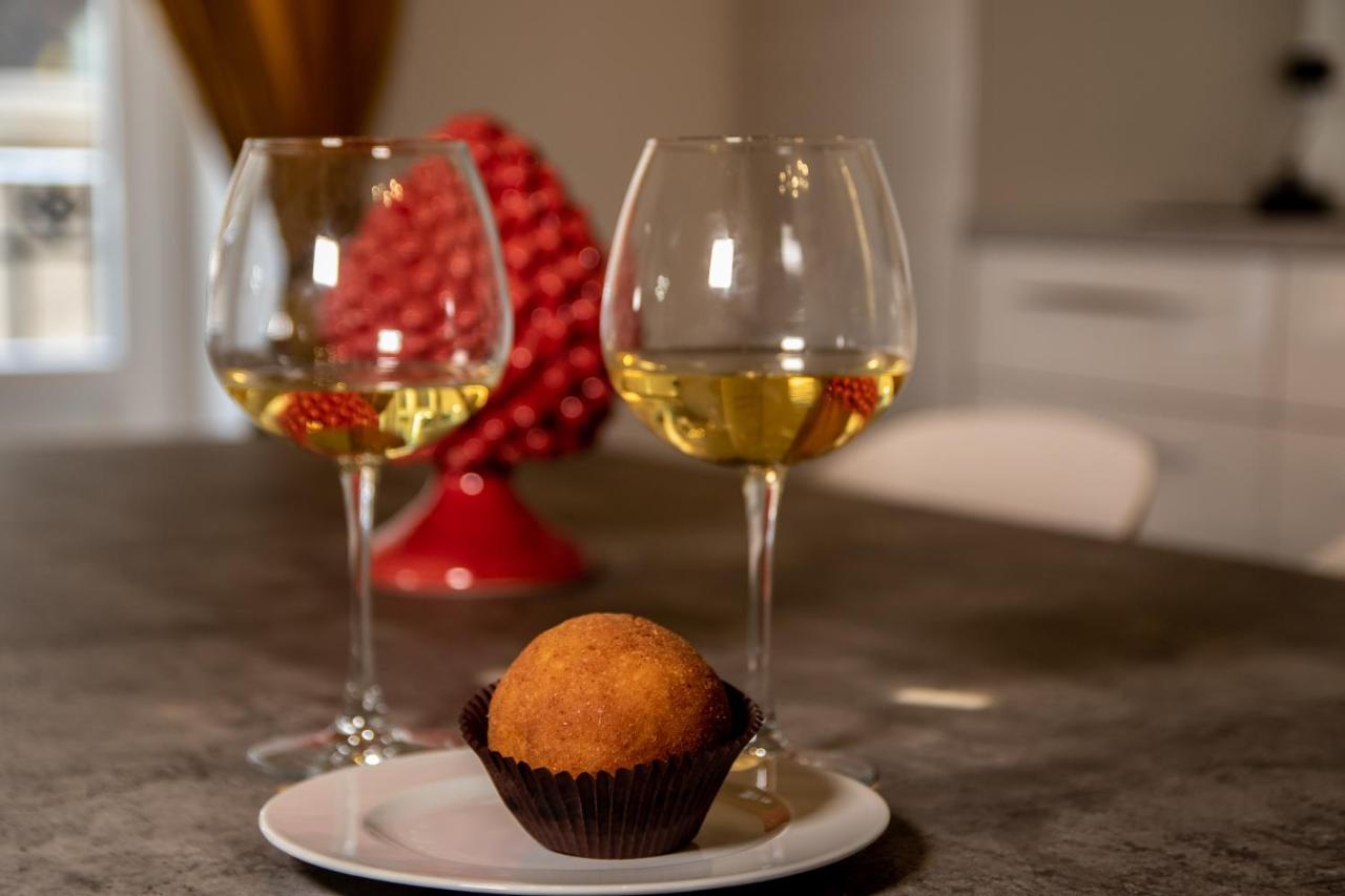 Casta Diva Luxury Apartments パレルモ エクステリア 写真