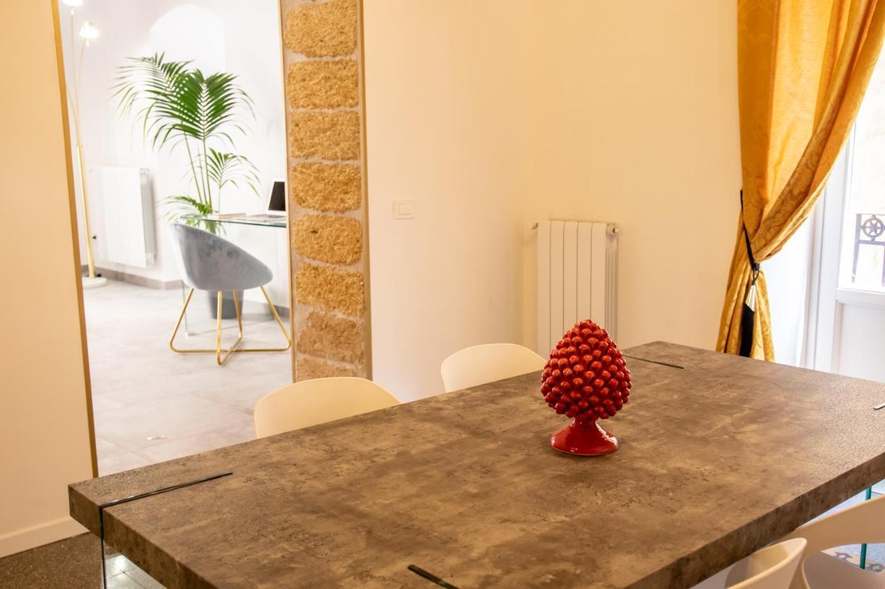 Casta Diva Luxury Apartments パレルモ エクステリア 写真