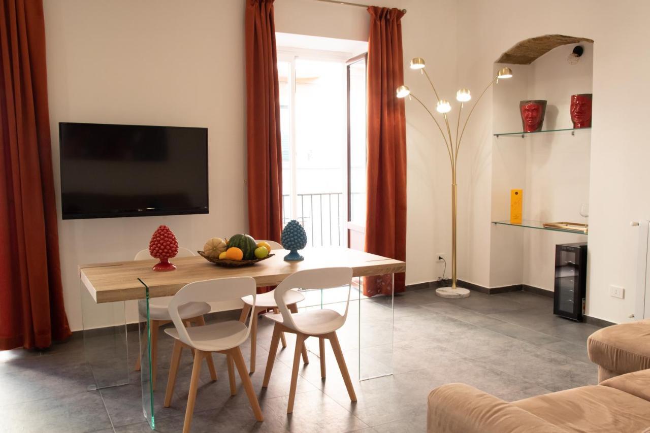 Casta Diva Luxury Apartments パレルモ エクステリア 写真
