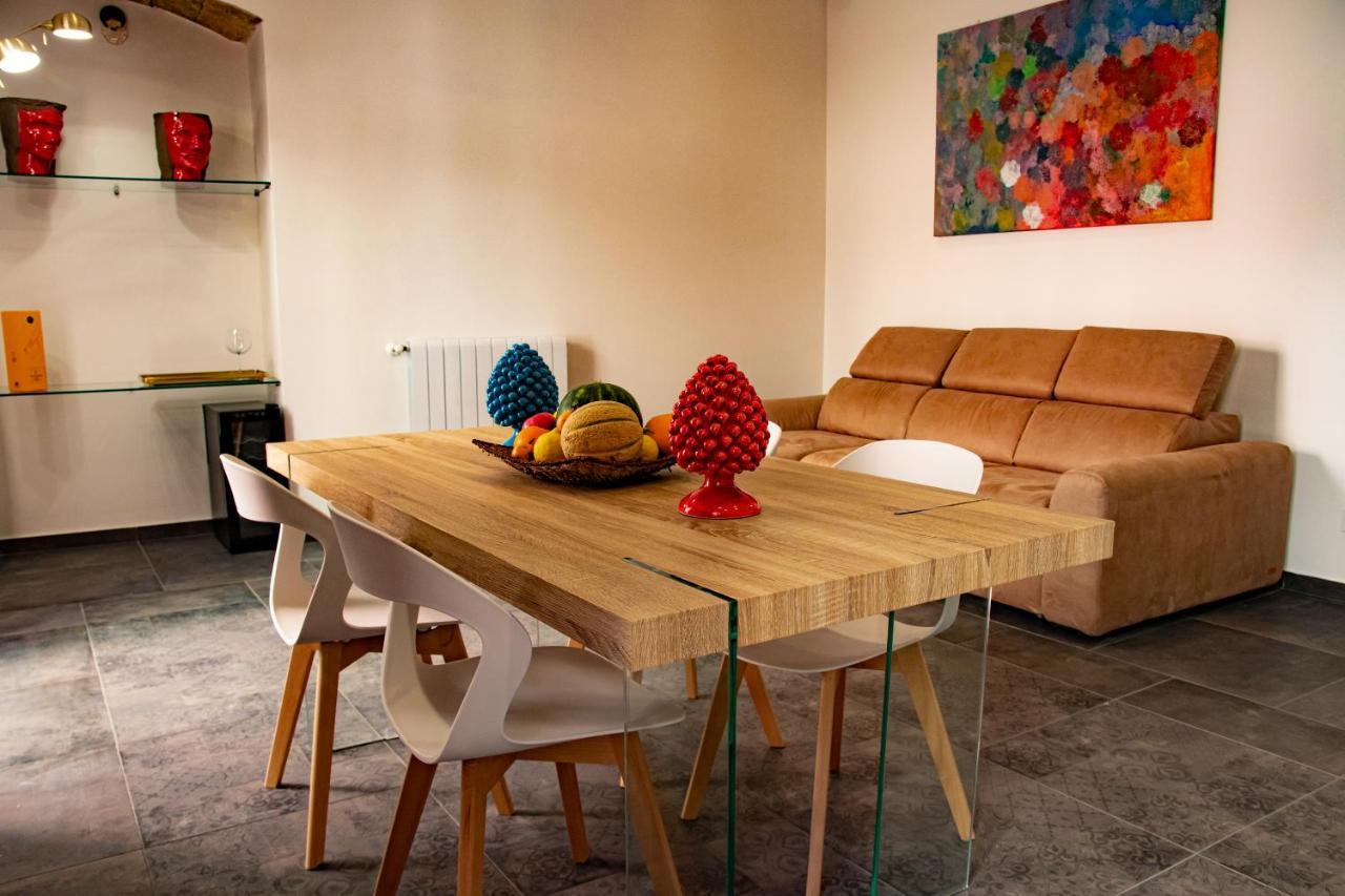 Casta Diva Luxury Apartments パレルモ エクステリア 写真