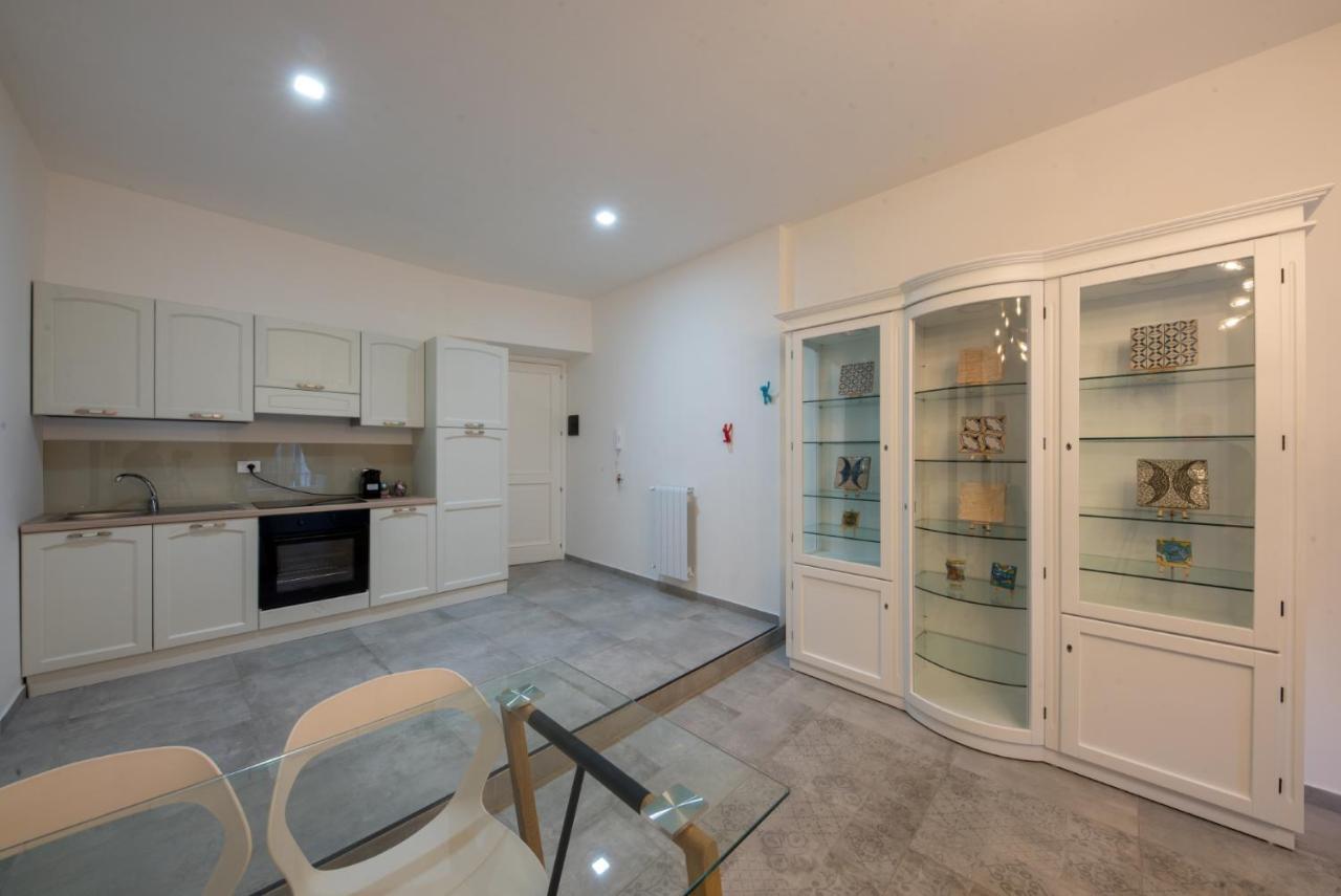 Casta Diva Luxury Apartments パレルモ エクステリア 写真
