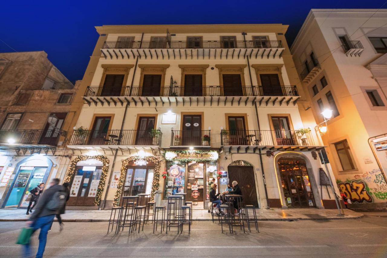 Casta Diva Luxury Apartments パレルモ エクステリア 写真