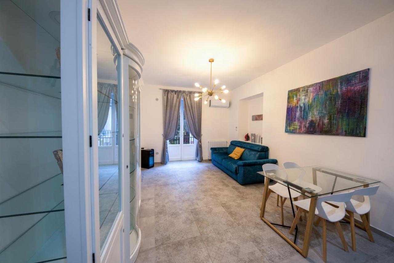 Casta Diva Luxury Apartments パレルモ エクステリア 写真