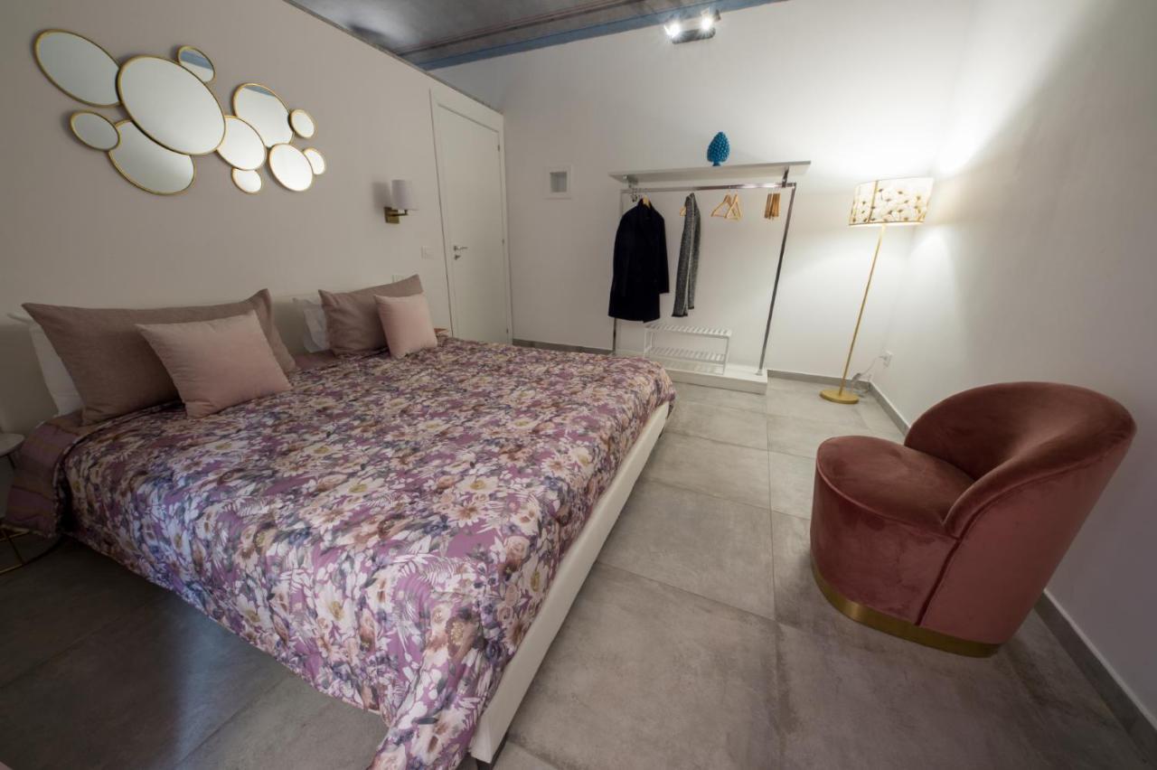 Casta Diva Luxury Apartments パレルモ エクステリア 写真